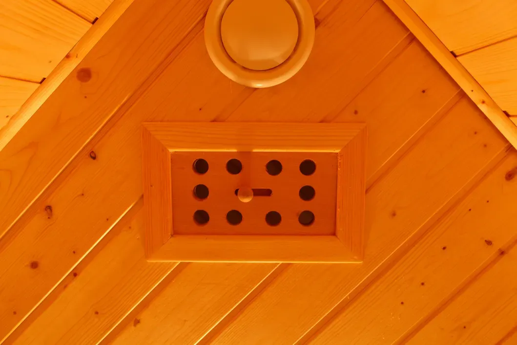 2 Seomra Sabhna Adhmaid le haghaidh Sabhna Infridhearg